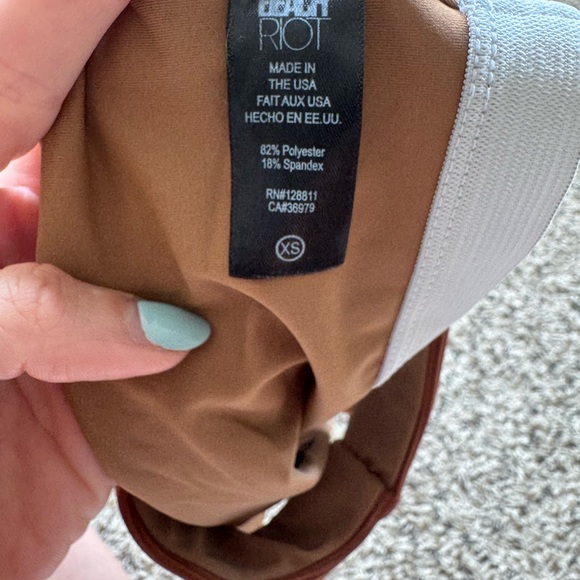 Beach Riot Brown and Blue Ribbed Top - Picture 4 of 4